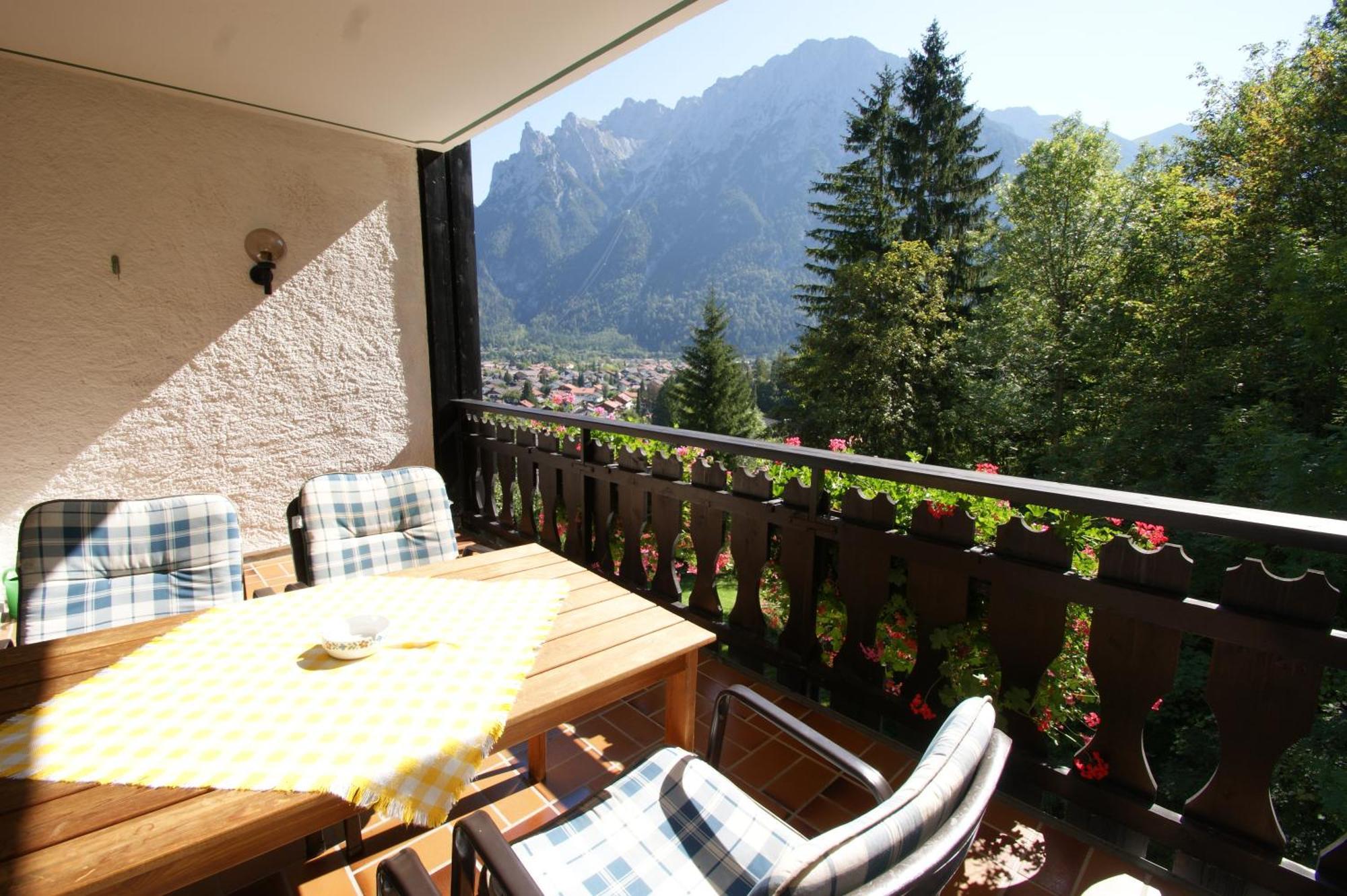 Gaestehaus Laerchenhang Mittenwald Dış mekan fotoğraf
