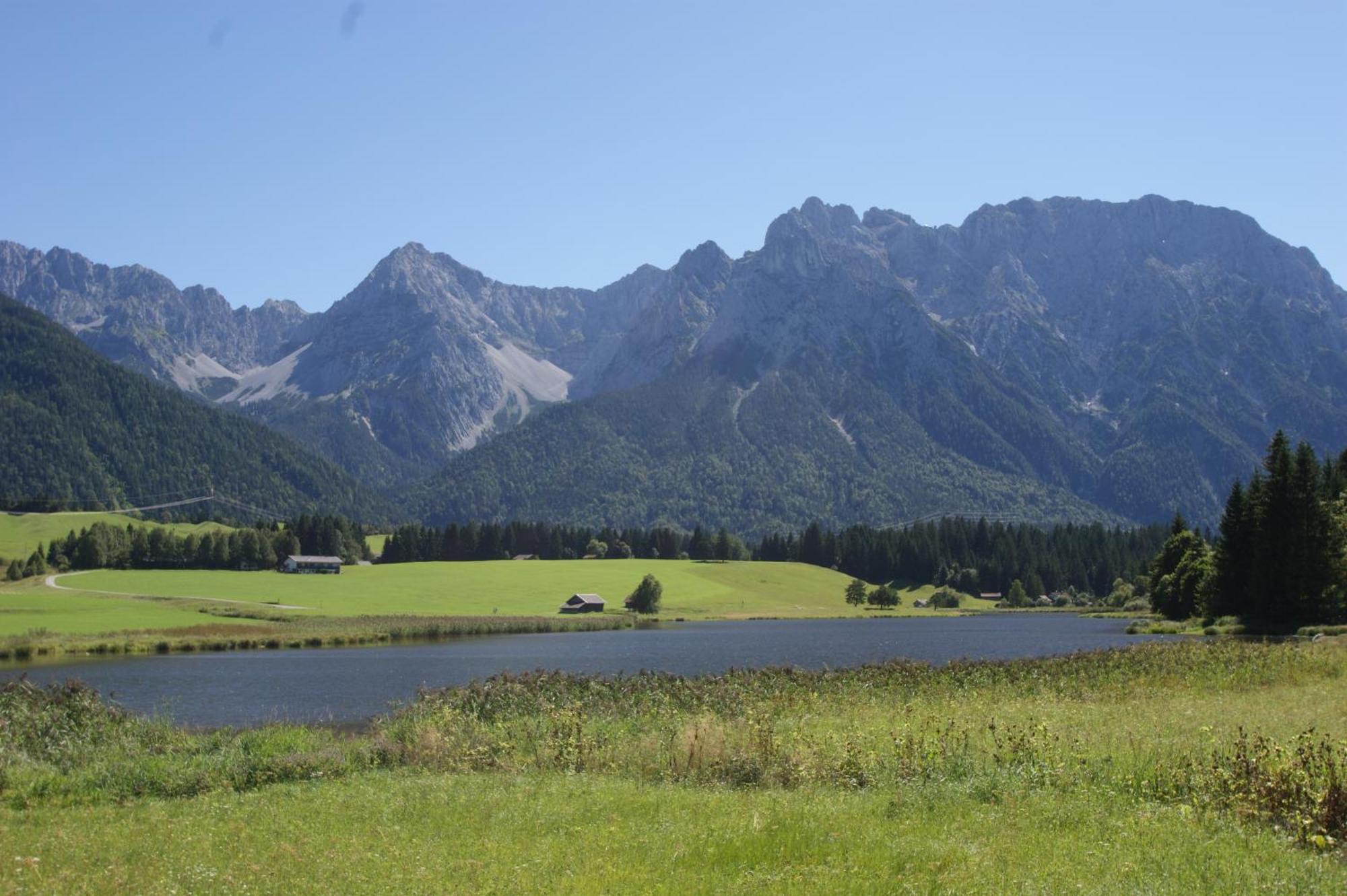 Gaestehaus Laerchenhang Mittenwald Dış mekan fotoğraf