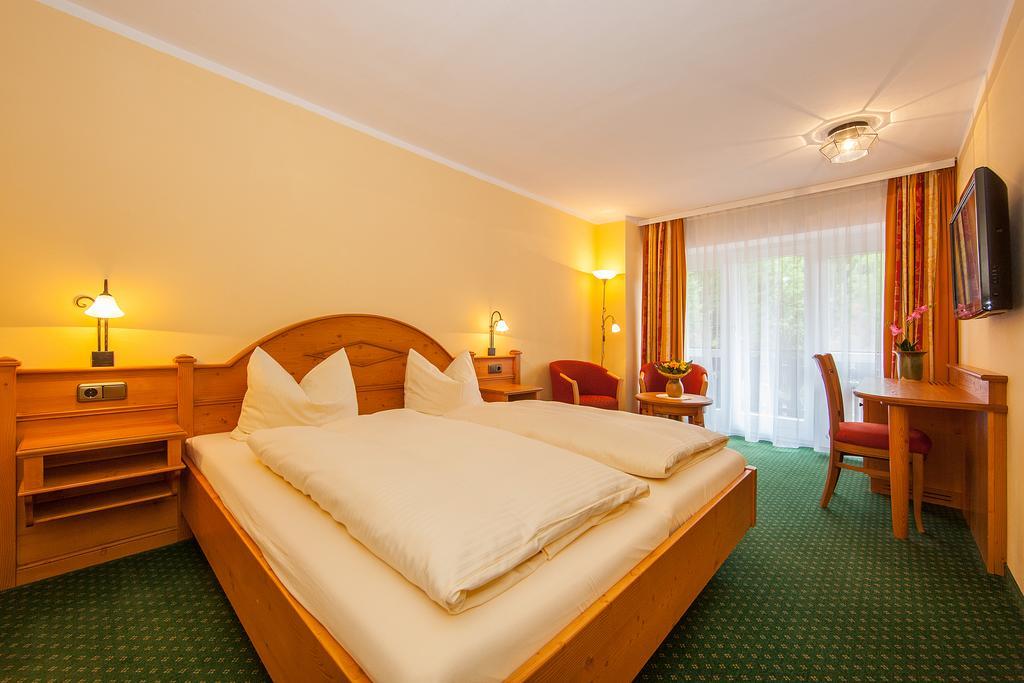 Gaestehaus Laerchenhang Mittenwald Dış mekan fotoğraf